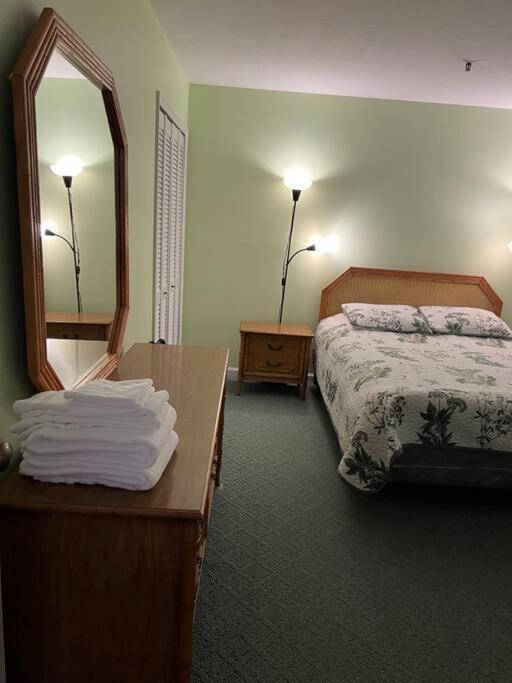 Lovely 2-Bedroom Condo With Pool Myrtle Beach Kültér fotó